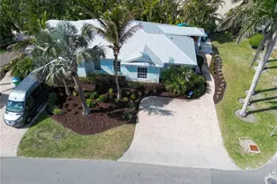 5608 Holmes Blvd, Holmes Beach, FL 34217 - Photo 38