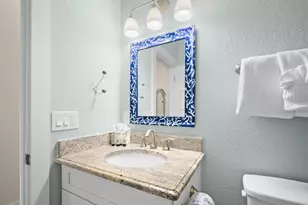 5608 Holmes Blvd, Holmes Beach, FL 34217 - Photo 30