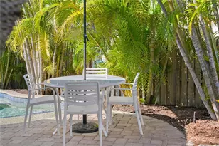 5608 Holmes Blvd, Holmes Beach, FL 34217 - Photo 34