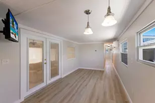 2601 Gulf Dr N, Bradenton Beach, FL 34217 - Photo 8