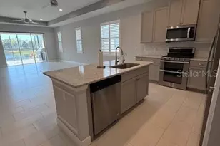 7608 Registrar Way, Sarasota, FL 34243 - Photo 10