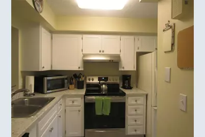 7008 W Country Club Drive N #136, Sarasota, FL 34243 - Photo 4