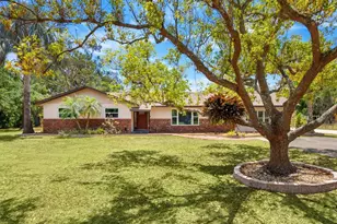 6308 Caracara St, Sarasota, FL 34241 - Photo 2