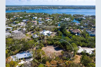 7219 Pine Needle Road, Sarasota, FL 34242 - Photo 2