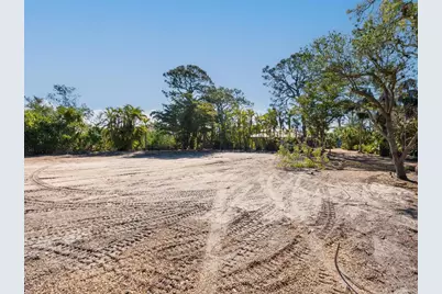 7219 Pine Needle Road, Sarasota, FL 34242 - Photo 10