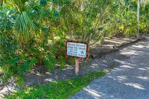 212 Pass Key Rd, Sarasota, FL 34242 - Photo 34