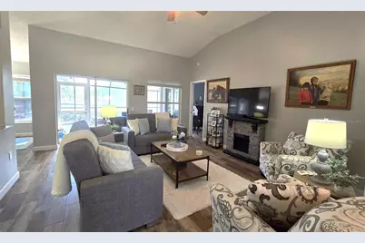 612 49th Street E, Bradenton, FL 34208 - Photo 4