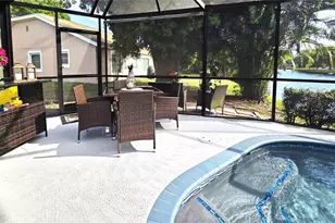 612 49th St E, Bradenton, FL 34208 - Photo 12