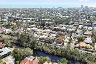 711 Birdsong Ln, Sarasota, FL 34242 - Photo 42