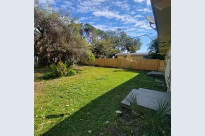 835 Indiana Lane, Sarasota, FL 34234 - Photo 12