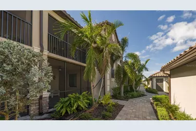 5624 Palmer Circle #203, Bradenton, FL 34211 - Photo 4