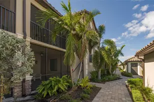 5624 Palmer Cir, Bradenton, FL 34211 - Photo 4