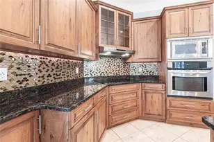 4915 Old Tree Pl, Sarasota, FL 34233 - Photo 16