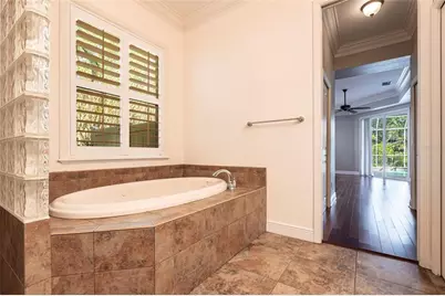 4915 Old Tree Place, Sarasota, FL 34233 - Photo 24