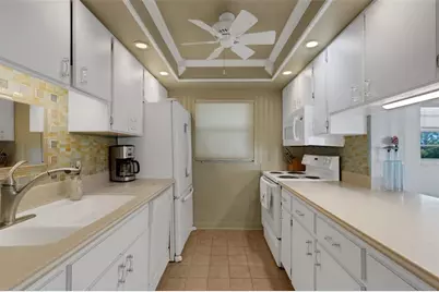 3235 Gulf Of Mexico Drive #A305, Longboat Key, FL 34228 - Photo 22