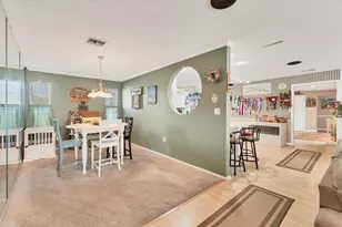 1320 Magellan Dr, Sarasota, FL 34243 - Photo 14