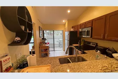 5256 Myrtlewood Road #22, Sarasota, FL 34235 - Photo 4