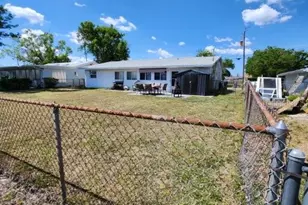 4070 Grobe St, North Port, FL 34287 - Photo 8