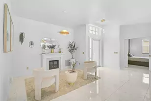 4146 Westbourne Cir, Sarasota, FL 34238 - Photo 6