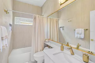 4146 Westbourne Cir, Sarasota, FL 34238 - Photo 20