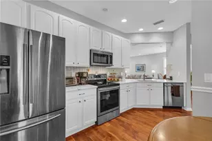 2064 Batello Dr, Venice, FL 34292 - Photo 14