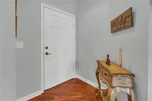 2064 Batello Dr, Venice, FL 34292 - Photo 4