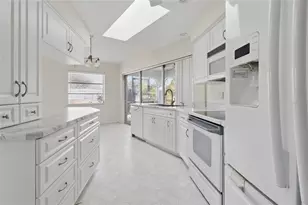 23116 Amethyst Ave, Port Charlotte, FL 33952 - Photo 16