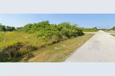 12745 Xavier Avenue, Port Charlotte, FL 33981 - Photo 4