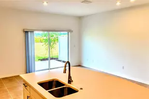 8580 Lunar Skye St, Sarasota, FL 34241 - Photo 6