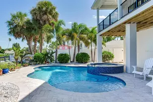 8555 Heron Lagoon Cir, Sarasota, FL 34242 - Photo 24