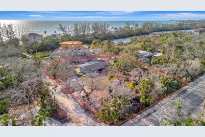 8555 Heron Lagoon Circle, Sarasota, FL 34242 - Photo 8
