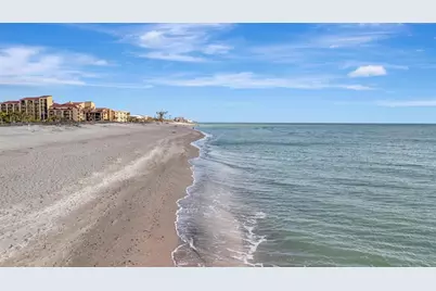 8555 Heron Lagoon Circle, Sarasota, FL 34242 - Photo 8