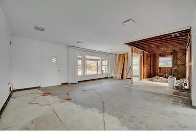 8555 Heron Lagoon Circle, Sarasota, FL 34242 - Photo 24