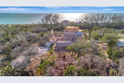8555 Heron Lagoon Circle, Sarasota, FL 34242 - Photo 8