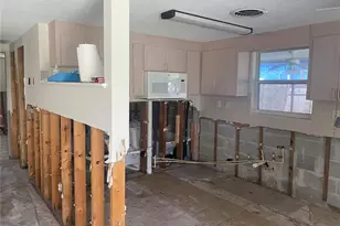 109 Colonia Ln W, Nokomis, FL 34275 - Photo 10