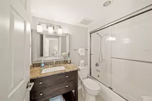 1256 Riegels Landing Dr, Sarasota, FL 34242 - Photo 12