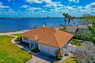 2305 Riverview Blvd, Bradenton, FL 34205 - Photo 1