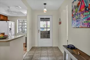 275 Mission Trail W, Venice, FL 34285 - Photo 4