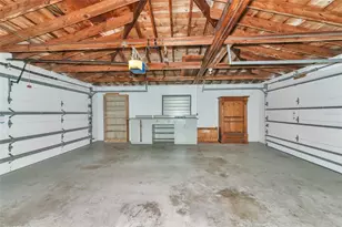 320 25th St W, Bradenton, FL 34205 - Photo 50