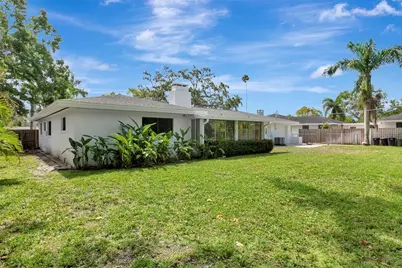 320 25th Street W, Bradenton, FL 34205 - Photo 52