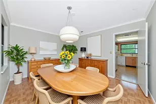 320 25th St W, Bradenton, FL 34205 - Photo 6