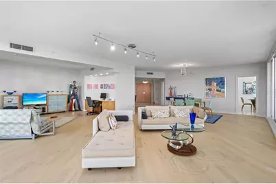 545 Sanctuary Drive #B806, Longboat Key, FL 34228 - Photo 10