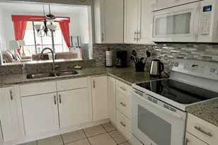 4325 46th Ave W, Bradenton, FL 34210 - Photo 18