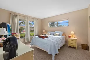 1343 Glendale Cir W, Sarasota, FL 34232 - Photo 14