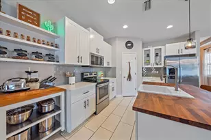 867 Bacon Ave, Sarasota, FL 34232 - Photo 10