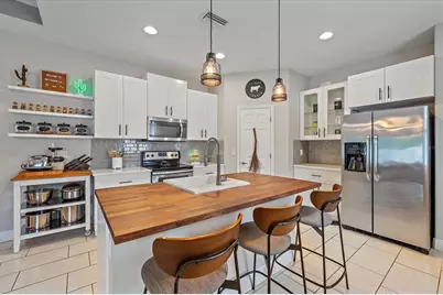 867 Bacon Avenue, Sarasota, FL 34232 - Photo 4