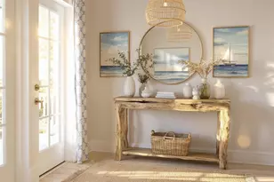 2563 Loma Linda St, Sarasota, FL 34239 - Photo 2