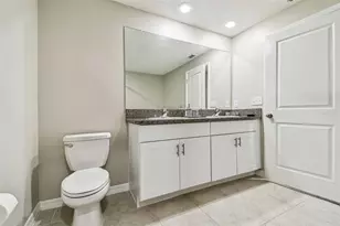 633 Royal Empress Dr, Ruskin, FL 33570 - Photo 20