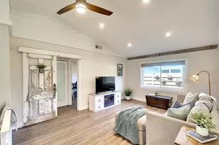 2224 Eugene St, Sarasota, FL 34231 - Photo 10