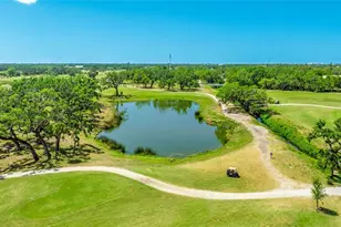 1330 Glen Oaks Dr E, Sarasota, FL 34232 - Photo 26